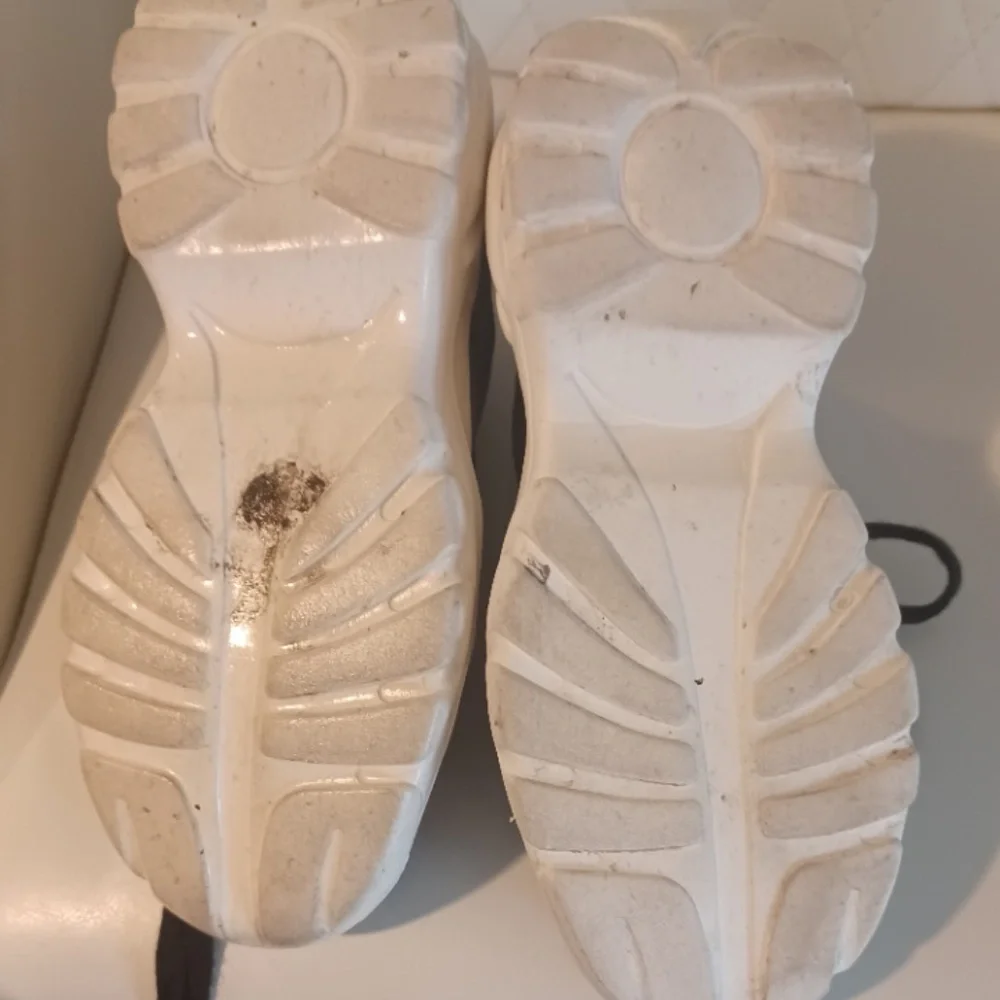 Chunky Platform White Sole Distressed Denim Lace Up Sneakers Size 9